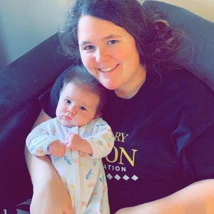 Meet your Posher, Chloe